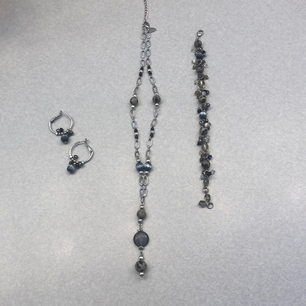Lia Sophia necklace, bracelet & earrings